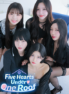 Pochette Five Hearts Under One Roof